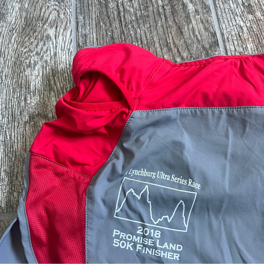 Patagonia Strider Pro Running Shorts. Red and Gray. Women’s Size M - Picture 4 of 13